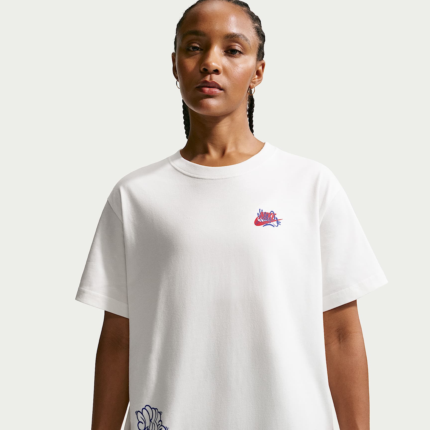Nike Sportswear Classic Women's Oversized T-Shirt. Nike.com